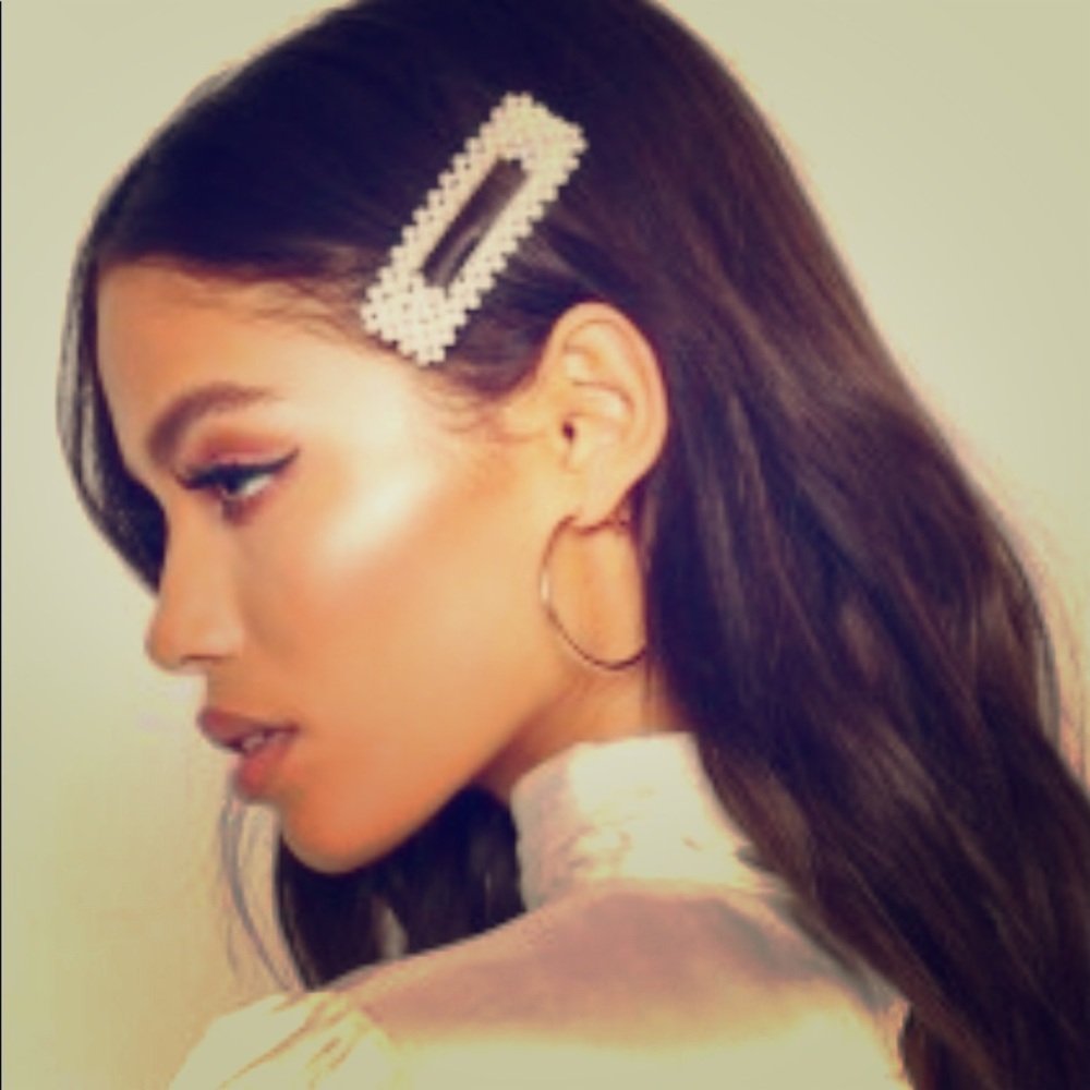 Pearl Hairpin Clip